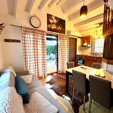 Chalé New Cozy And Private Garden With Sauna And Outdoor Bath Near Amsterdam Vijfhuizen