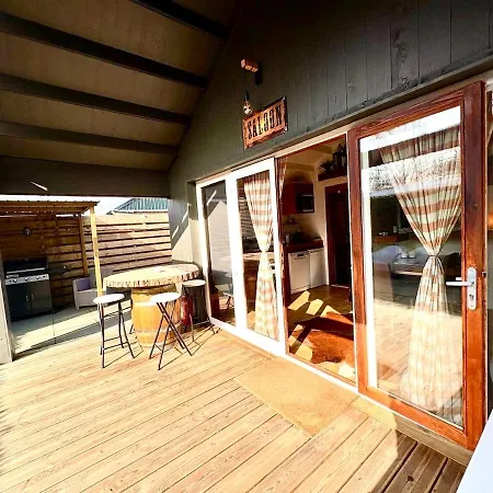 New Cozy And Private Garden With Sauna And Outdoor Bath Near Amsterdam Vijfhuizen