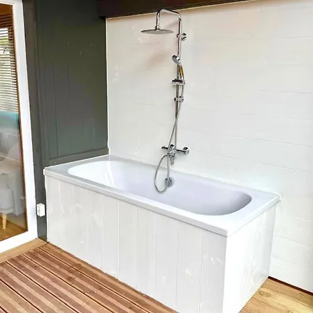 Cozy Wellness And Private Garden With Jacuzzi Sauna And Outdoor Bath Between Amsterdam Haarlem And Schiphol Airport Vijfhuizen