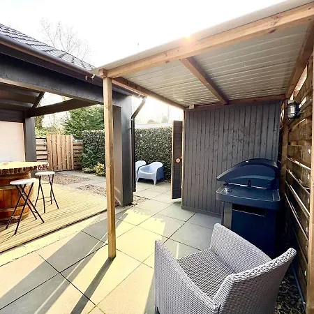 New Cozy And Private Garden With Sauna And Outdoor Bath Near Amsterdam Chalet Vijfhuizen