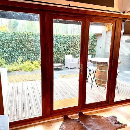 Chalet Cozy Wellness And Private Garden With Jacuzzi Sauna And Outdoor Bath Between Amsterdam Haarlem And Schiphol Airport Vijfhuizen