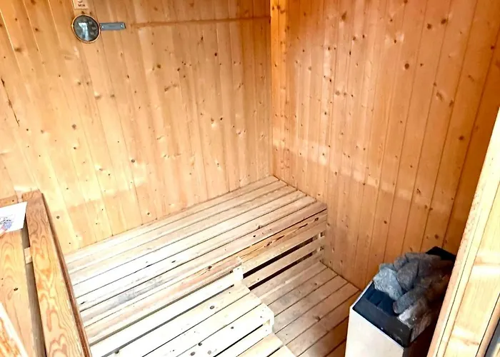 New Cozy And Private Garden With Sauna And Outdoor Bath Near Amsterdam Vijfhuizen